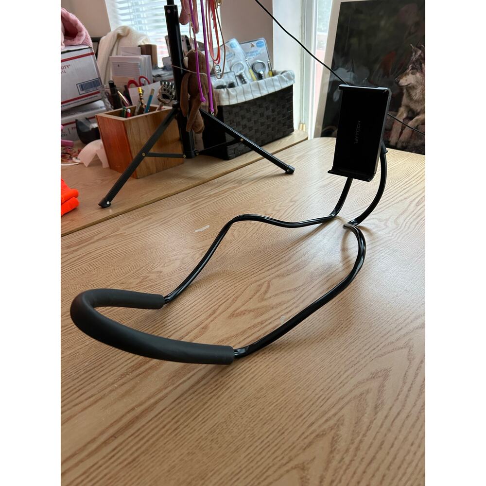 New Bytech Expandable Portable Adjustable Around the Neck Cellphone 📱 Holder
